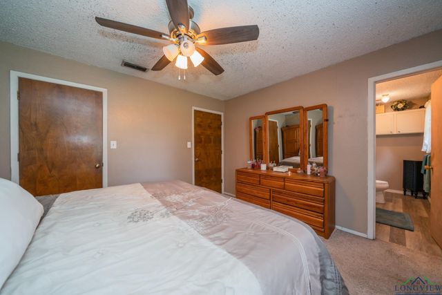 305 Dalee Dr, Hallsville, TX 75650