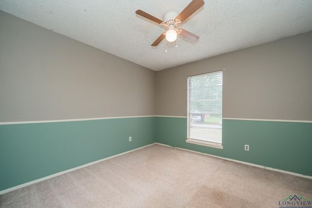 305 Dalee Dr, Hallsville, TX 75650
