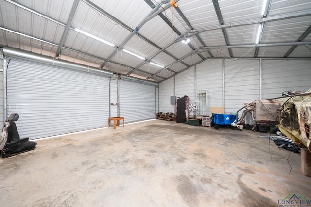 305 Dalee Dr, Hallsville, TX 75650