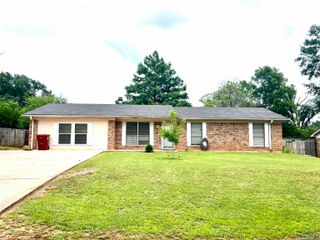 305 Dalee Dr, Hallsville, TX 75650