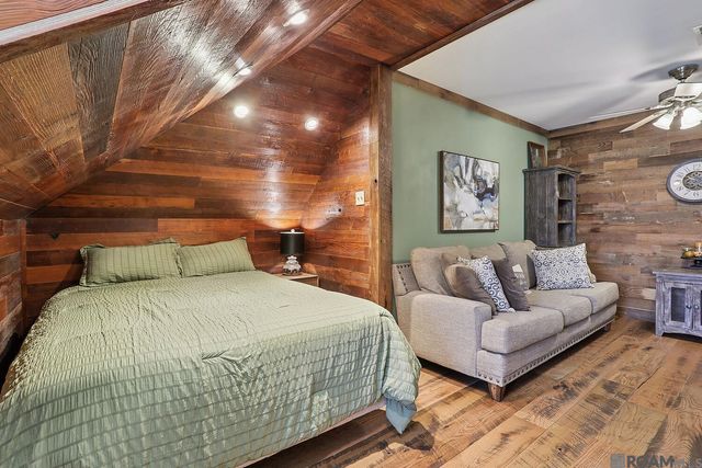 9931 Powell Ln, Denham Springs, LA 70726