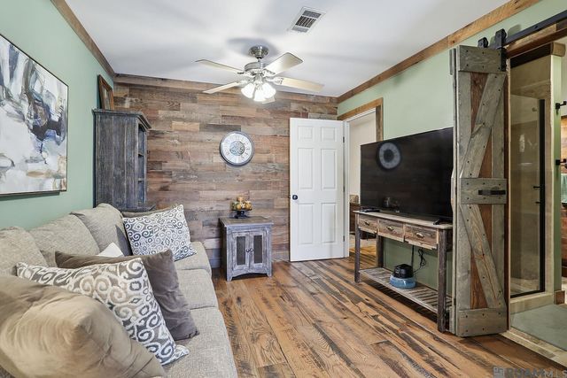 9931 Powell Ln, Denham Springs, LA 70726