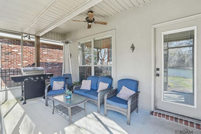 9931 Powell Ln, Denham Springs, LA 70726