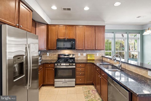 13526 WATERFORD HILLS BLVD, Germantown, MD 20874