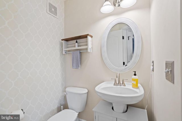 13526 WATERFORD HILLS BLVD, Germantown, MD 20874