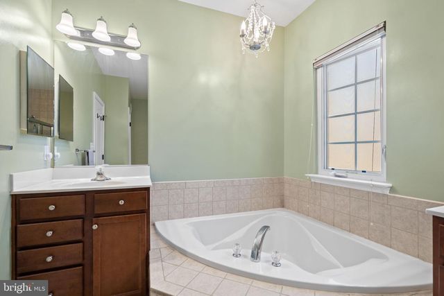 13526 WATERFORD HILLS BLVD, Germantown, MD 20874