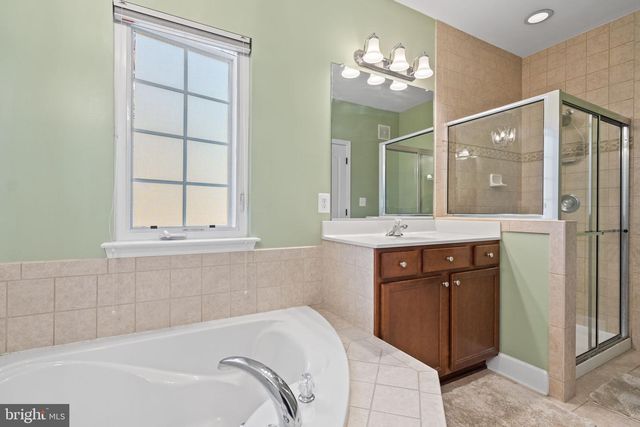 13526 WATERFORD HILLS BLVD, Germantown, MD 20874