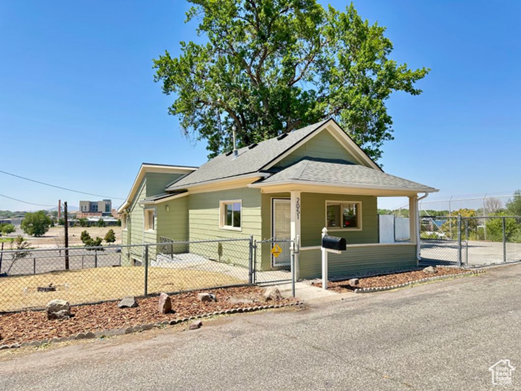 2051 S OGDEN AVE, Ogden, UT 84401