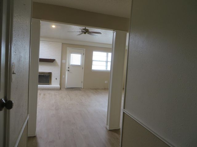 5703 38th Street, Lubbock, TX 79407