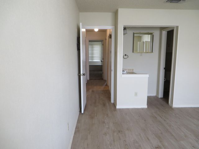 5703 38th Street, Lubbock, TX 79407