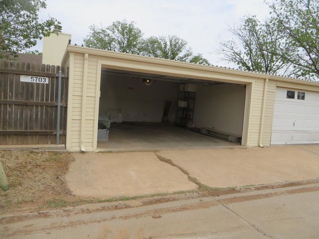 5703 38th Street, Lubbock, TX 79407
