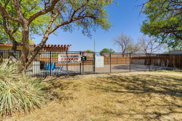 5703 38th Street, Lubbock, TX 79407