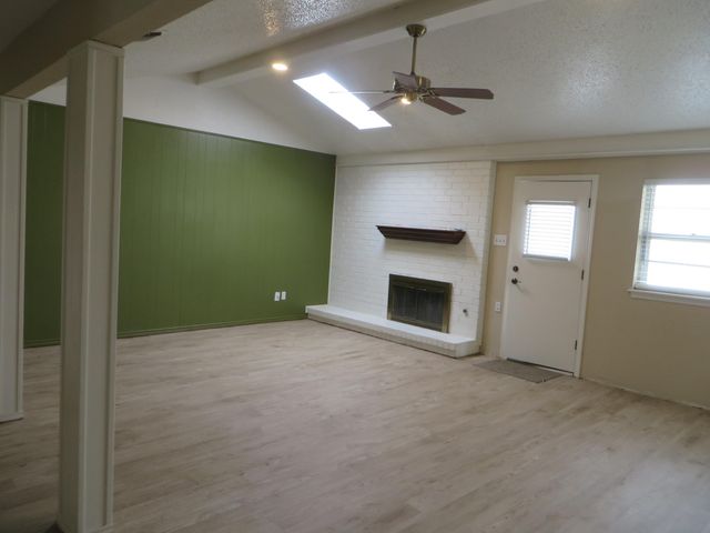 5703 38th Street, Lubbock, TX 79407