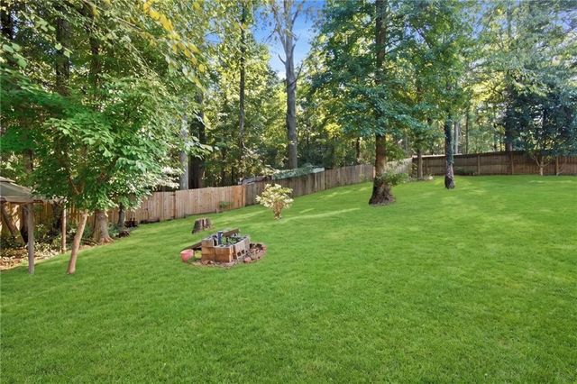 2049 Town Square Drive, Mcdonough, GA 30253