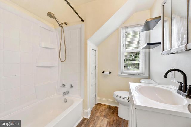 3007 NAAMANS CREEK RD, Upper Chichester, PA 19061