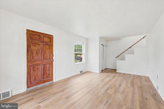 3007 NAAMANS CREEK RD, Upper Chichester, PA 19061