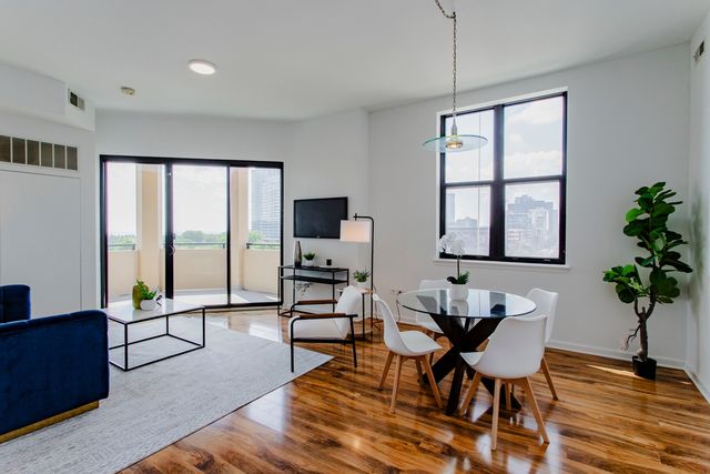 1464 S Michigan Avenue 704, Chicago, IL 60605