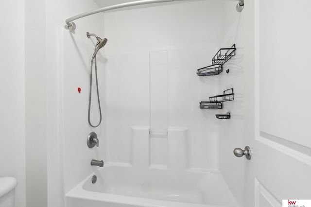 8820 N 158 Street, Bennington, NE 68007