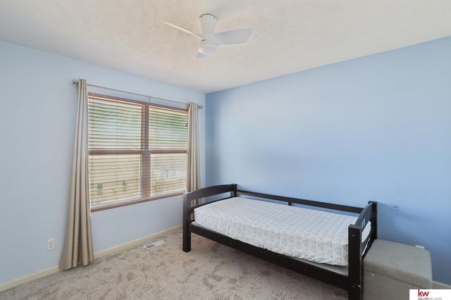 8820 N 158 Street, Bennington, NE 68007