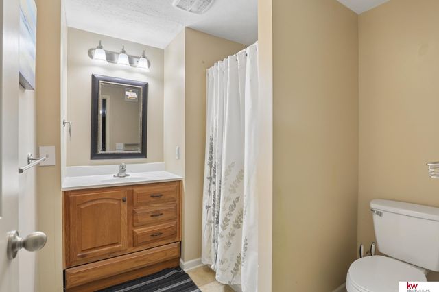 8820 N 158 Street, Bennington, NE 68007