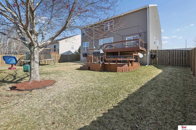 8820 N 158 Street, Bennington, NE 68007