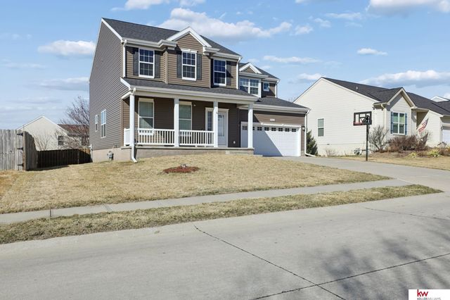 8820 N 158 Street, Bennington, NE 68007