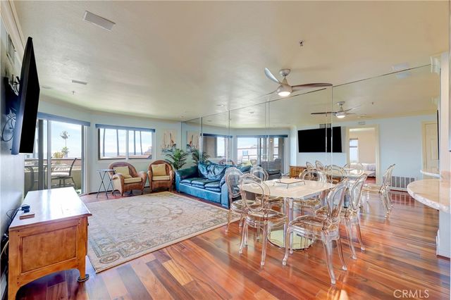 1200 Pacific Coast Highway 209, Huntington Beach, CA 92648
