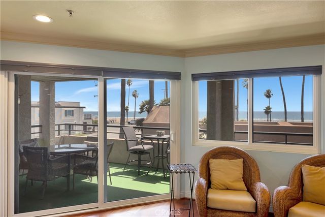 1200 Pacific Coast Highway 209, Huntington Beach, CA 92648