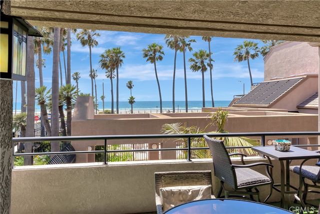 1200 Pacific Coast Highway 209, Huntington Beach, CA 92648