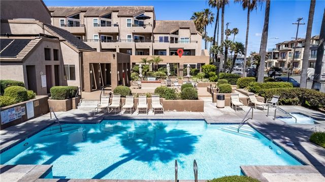 1200 Pacific Coast Highway 209, Huntington Beach, CA 92648