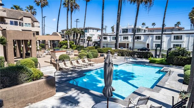 1200 Pacific Coast Highway 209, Huntington Beach, CA 92648