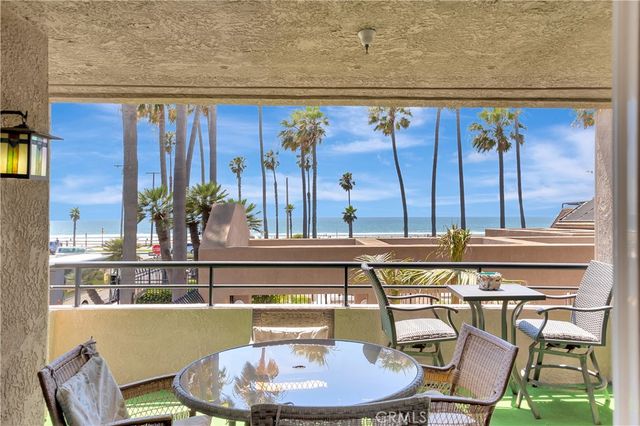 1200 Pacific Coast Highway 209, Huntington Beach, CA 92648