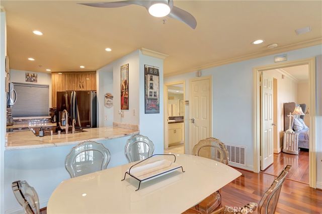 1200 Pacific Coast Highway 209, Huntington Beach, CA 92648