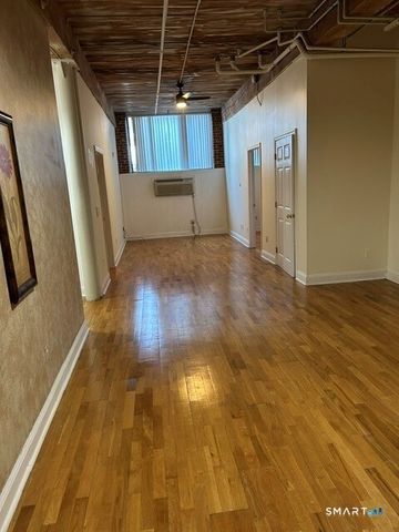 390 Charles Street 110, Bridgeport, CT 06606