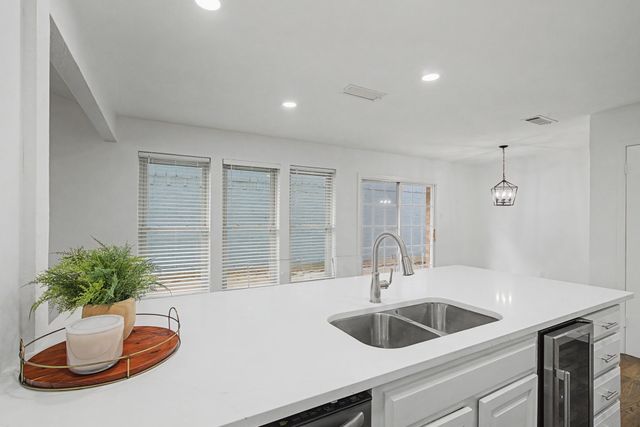 2217 Benbrook Drive, Carrollton, TX 75007