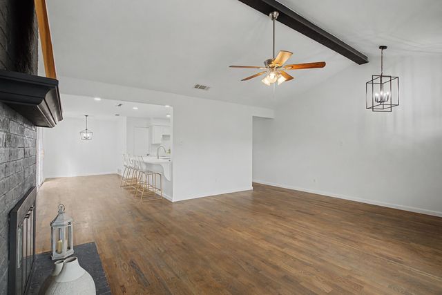 2217 Benbrook Drive, Carrollton, TX 75007