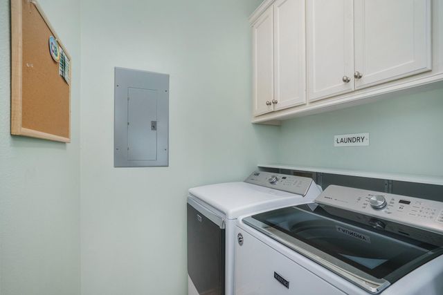 960 B Palmetto Drive, Crystal Beach, TX 77650