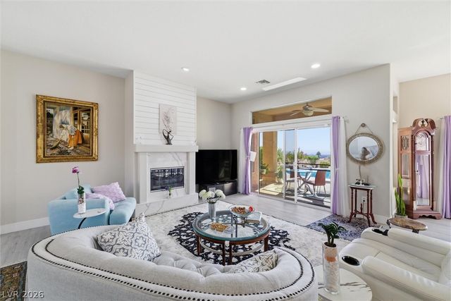 2728 Faiss Drive, Las Vegas, NV 89134