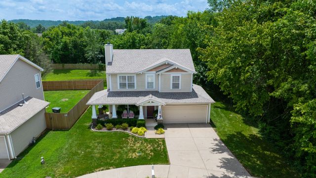 3765 Springwater Dr, Nashville, TN 37221