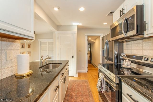 1 Shawnee Trl, Sparta Twp., NJ 07871