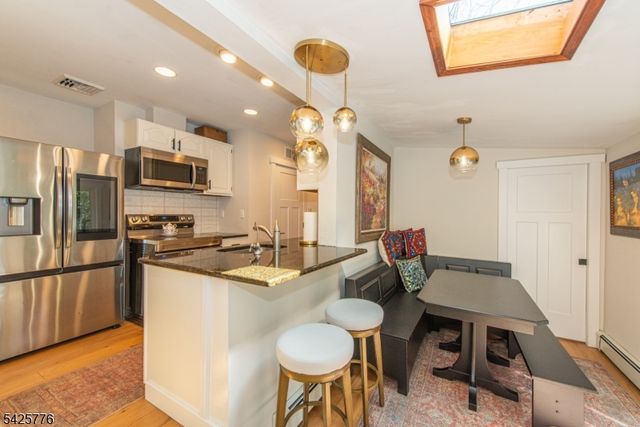 1 Shawnee Trl, Sparta Twp., NJ 07871