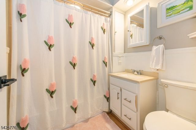 1 Shawnee Trl, Sparta Twp., NJ 07871