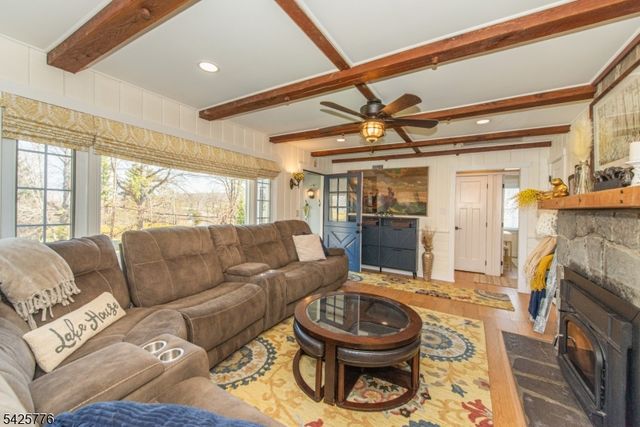 1 Shawnee Trl, Sparta Twp., NJ 07871