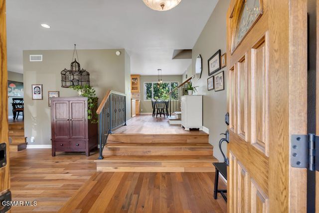 199 W Sidlee Street, Thousand Oaks, CA 91360