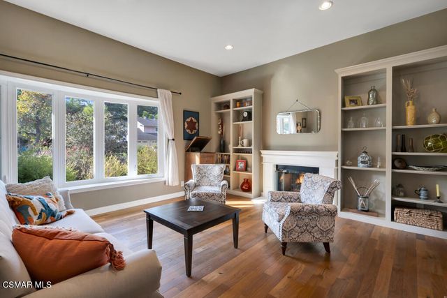 199 W Sidlee Street, Thousand Oaks, CA 91360