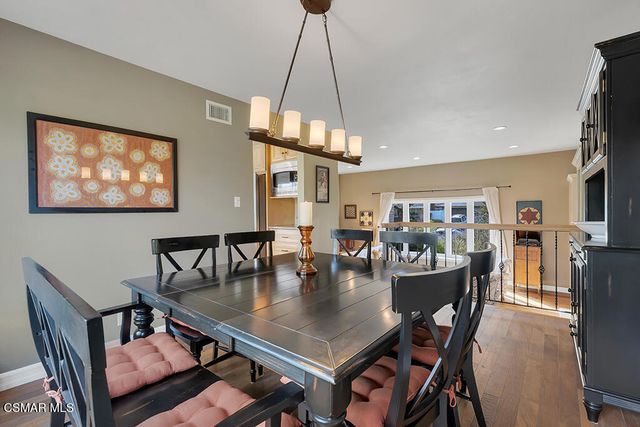 199 W Sidlee Street, Thousand Oaks, CA 91360