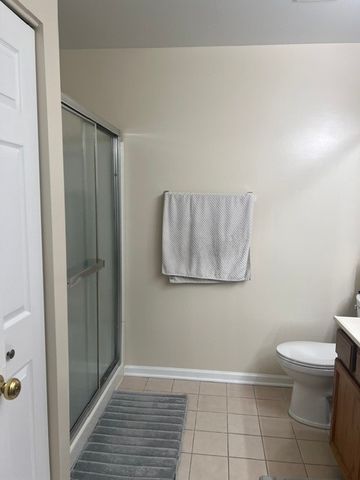 6764 E Monticello Court 13, Gurnee, IL 60031