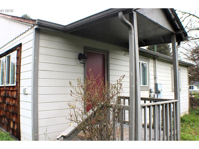 165 Ne OAK St, Myrtle Creek, OR 97457