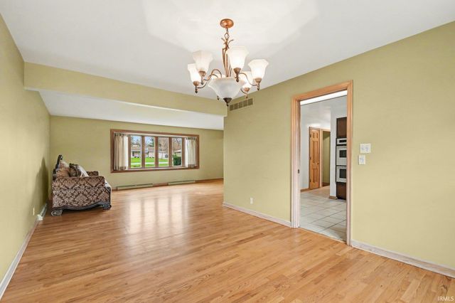 23456 Greenleaf Boulevard, Elkhart, IN 46514