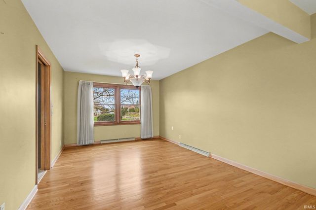 23456 Greenleaf Boulevard, Elkhart, IN 46514